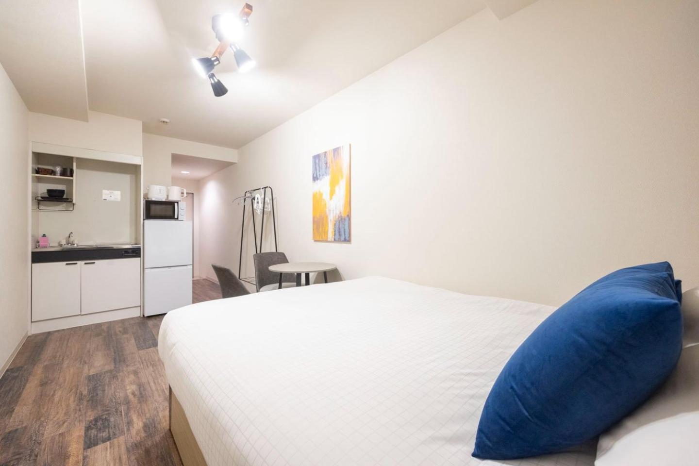 Apartamento Shinjuku Okada Building Tokio Habitación foto